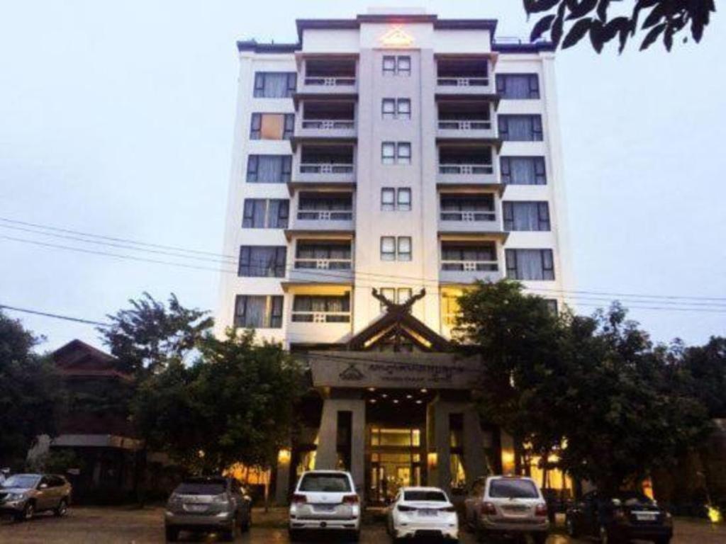 Yeak Loam Hotel Banlung Zewnętrze zdjęcie