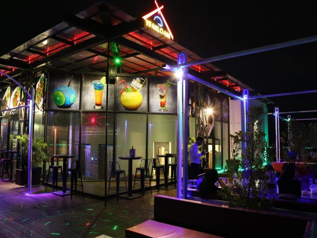 Yeak Loam Hotel Banlung Zewnętrze zdjęcie