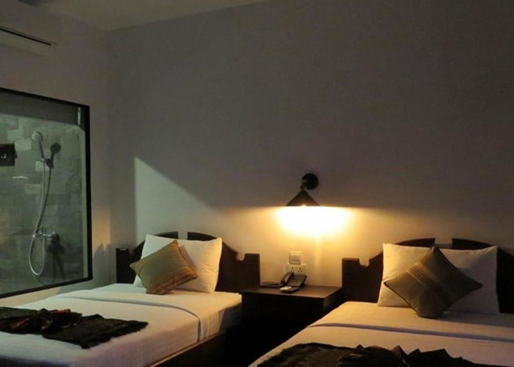 Yeak Loam Hotel Banlung Zewnętrze zdjęcie