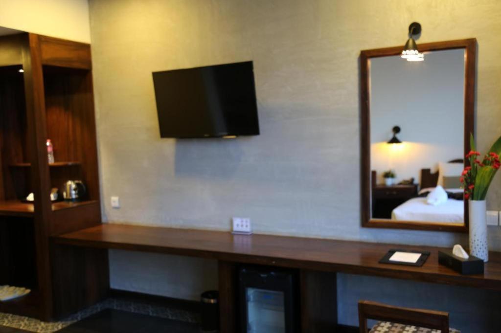 Yeak Loam Hotel Banlung Zewnętrze zdjęcie