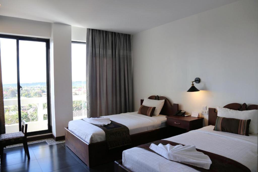 Yeak Loam Hotel Banlung Zewnętrze zdjęcie