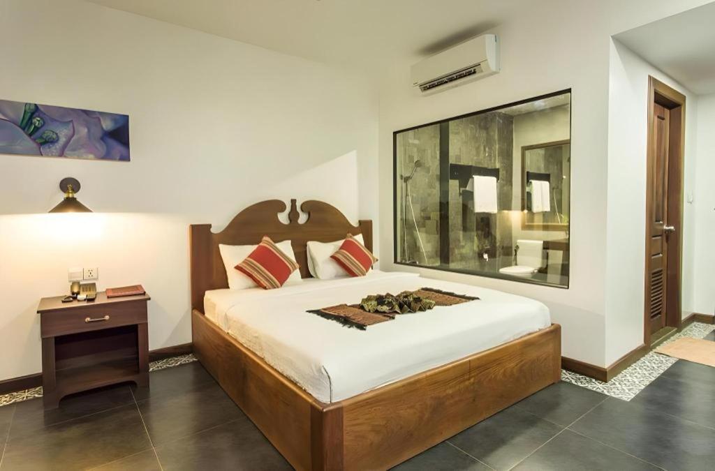 Yeak Loam Hotel Banlung Zewnętrze zdjęcie